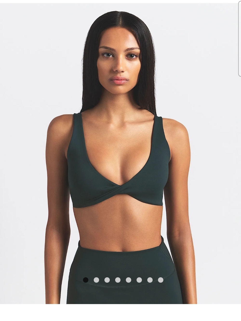 Nike SKIMS Matte Twist Front Bra
